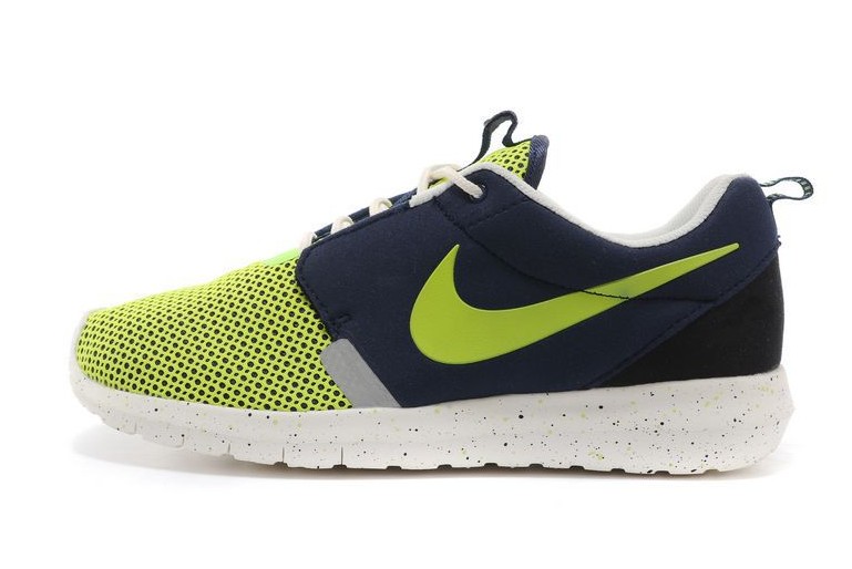 Nike Roshe Run [M. 09]